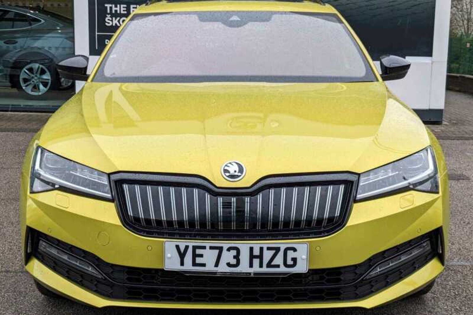 SKODA Superb 1.4 TSI (218ps) SportLine Plus iV DSG Est